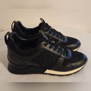 Louis Vuitton Runaway Sneakers for Women Black Leather EU 38